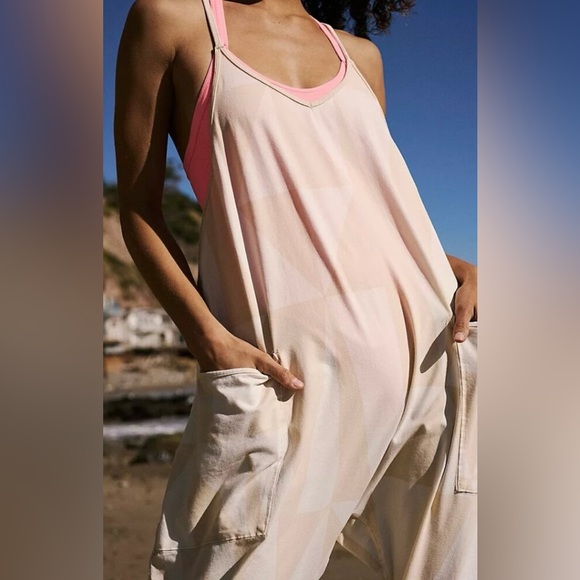 Free People X FP Movement Hot Shot Printed Onesie in Bamboo Incline Combo NWT - Picture 2 of 9